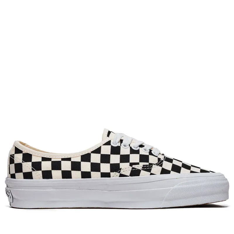 All-weather shock absorption Odor Eliminating Vans Authentic Reissue 44 - Checkerboard Black/Off White