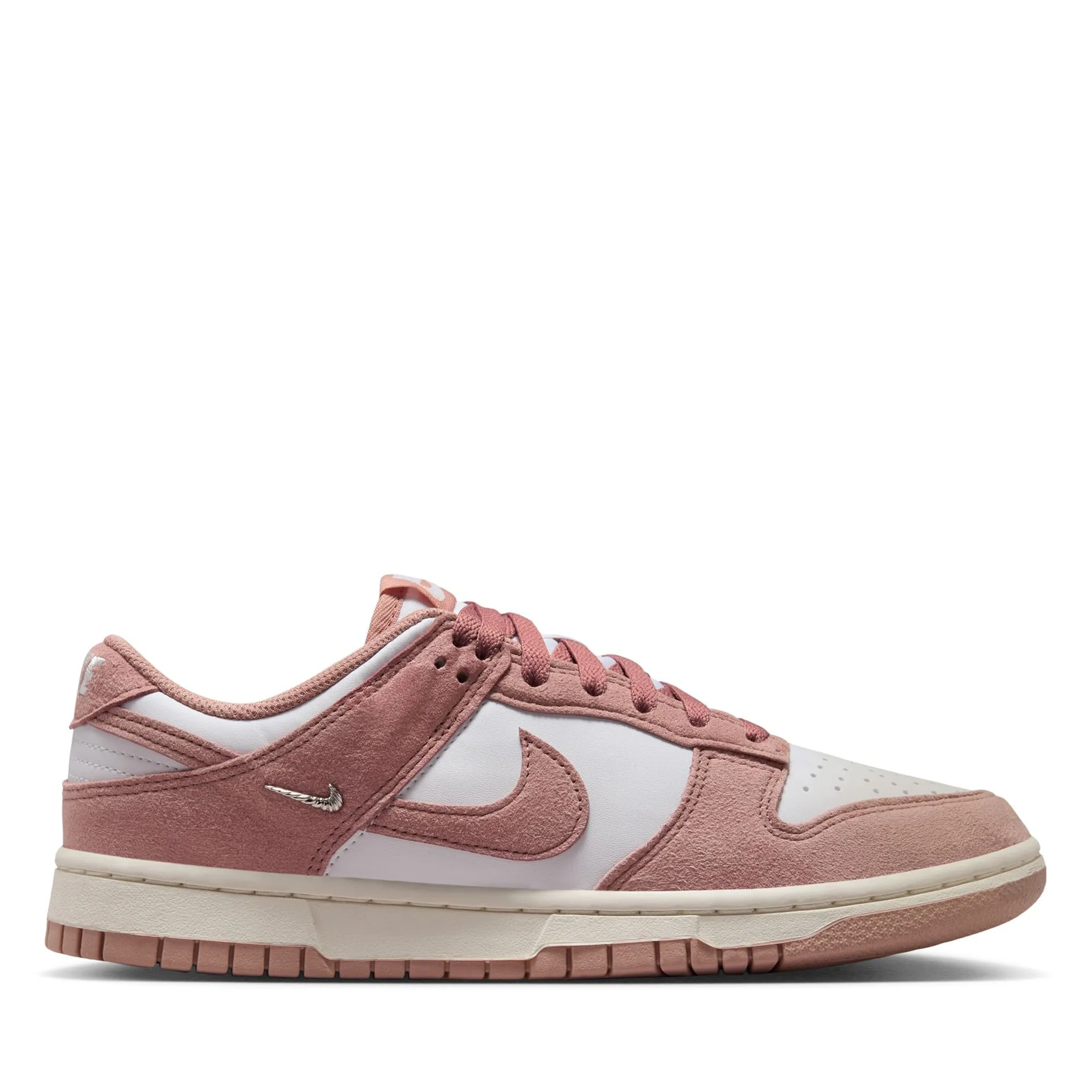 Zero Pressure Weekend Look Women's Nike Dunk Low - White/Particle Pink