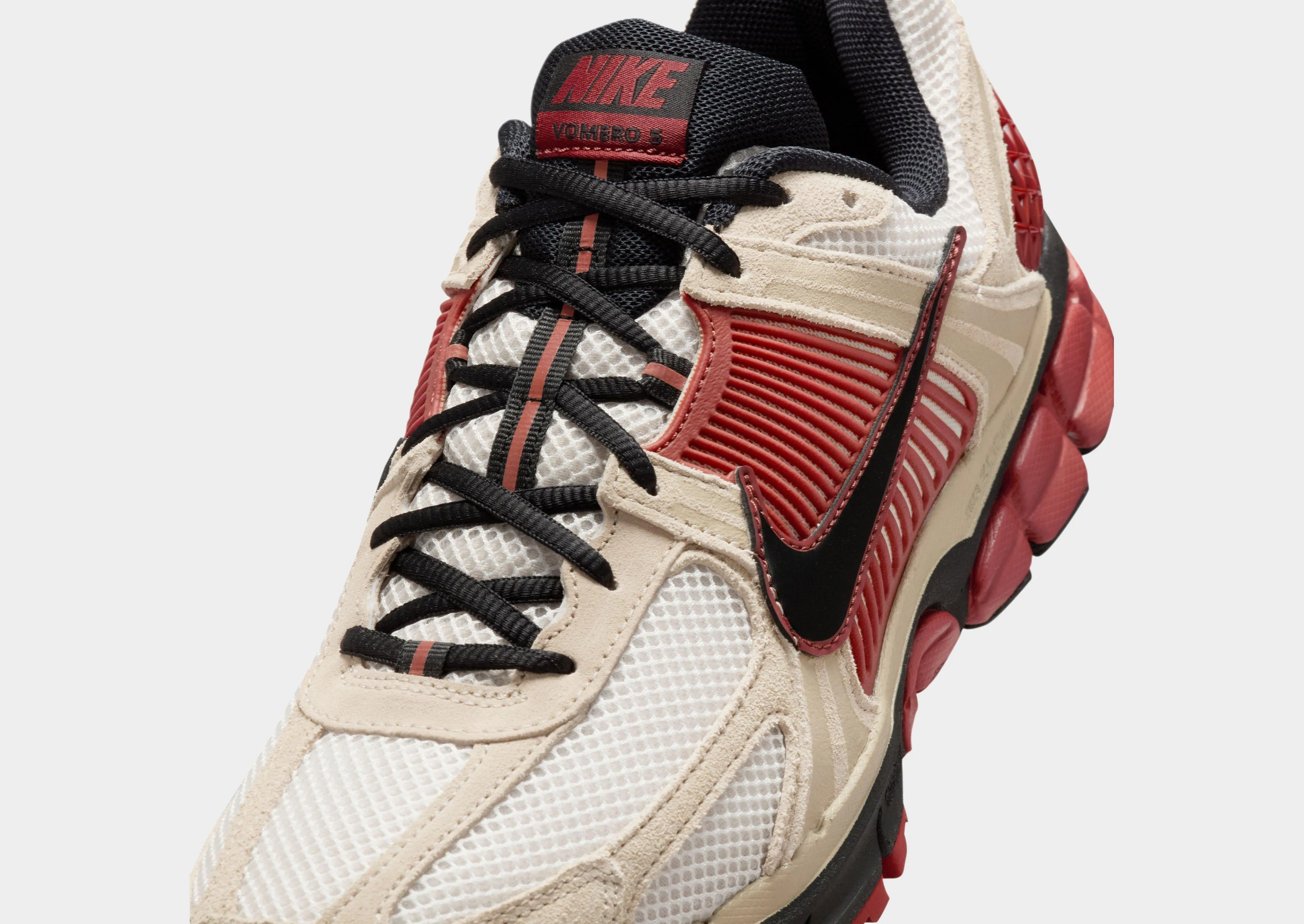 lace - up closure casual - runner shoes Zoom Vomero 5