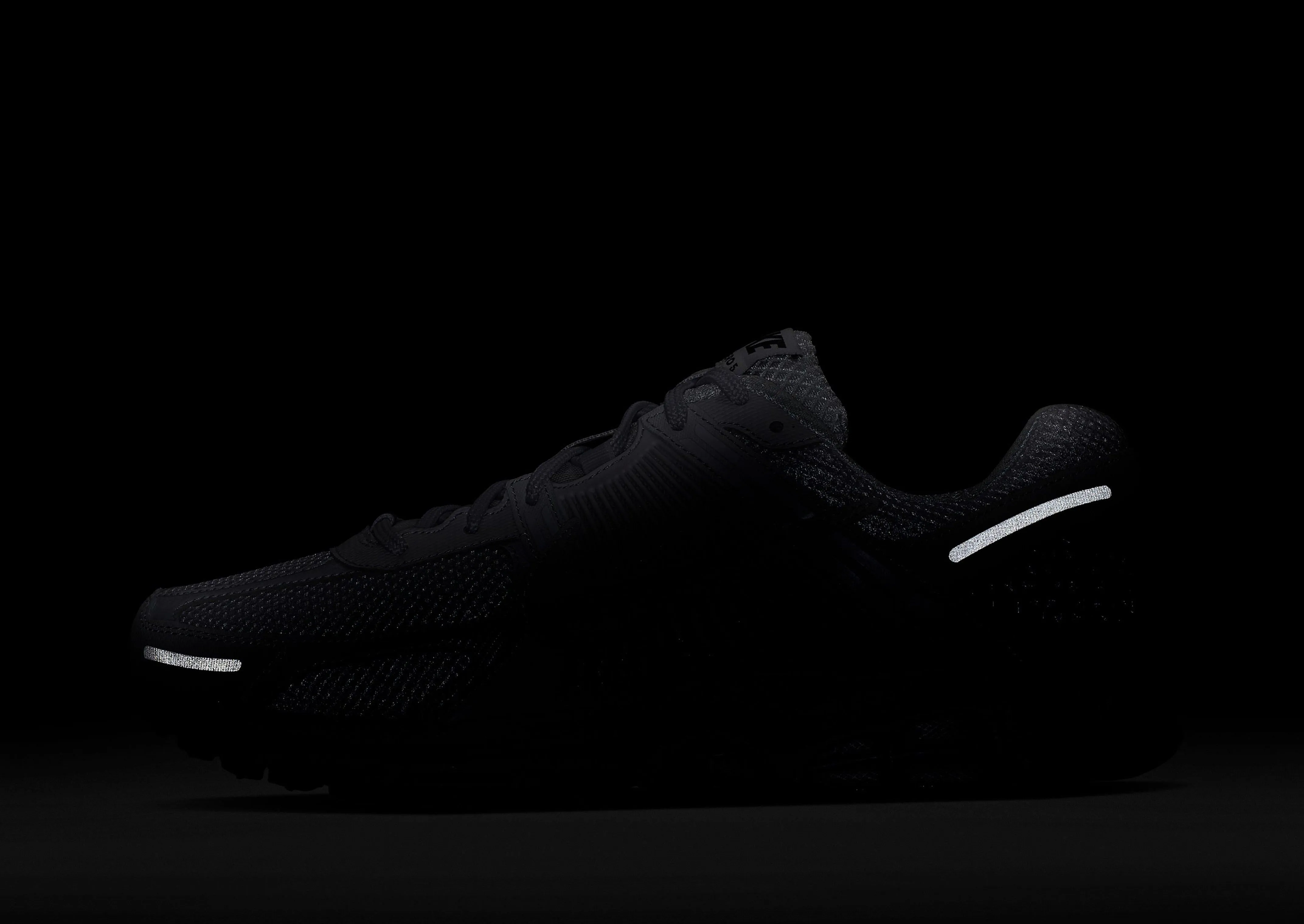 Zoom Vomero 5 aerobic shoes youth athletic footwear