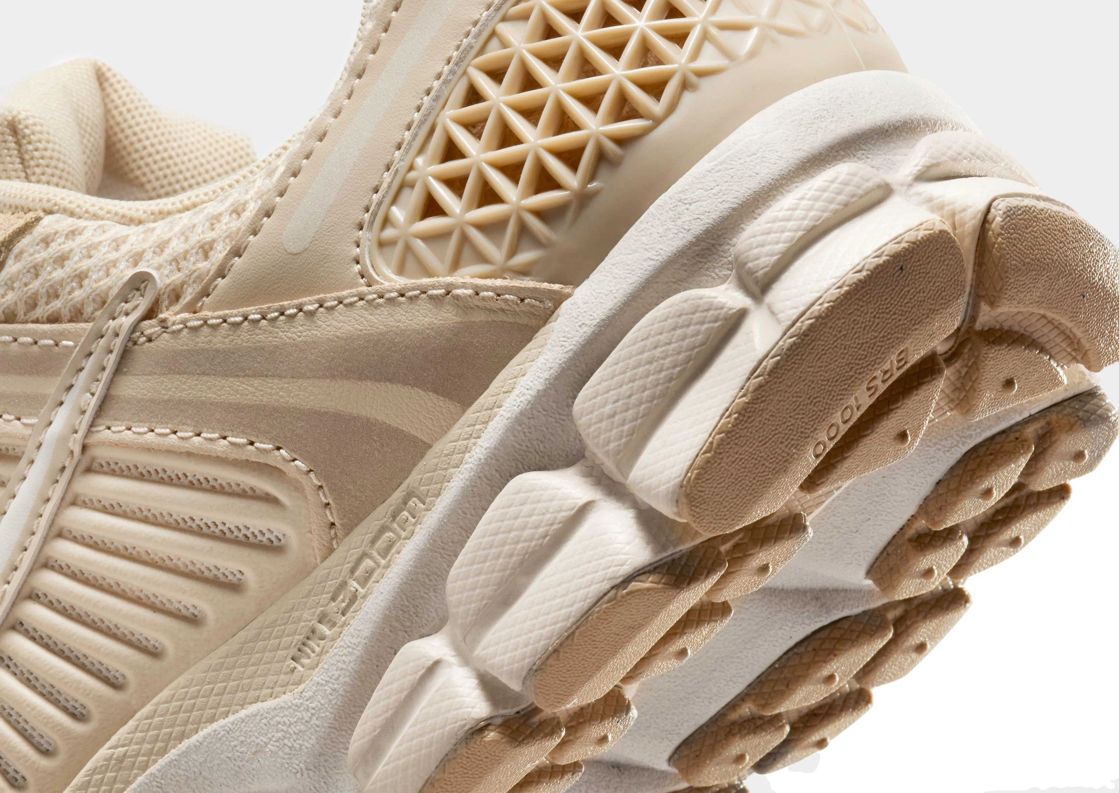 Zoom Vomero 5 Women's Wide toe box