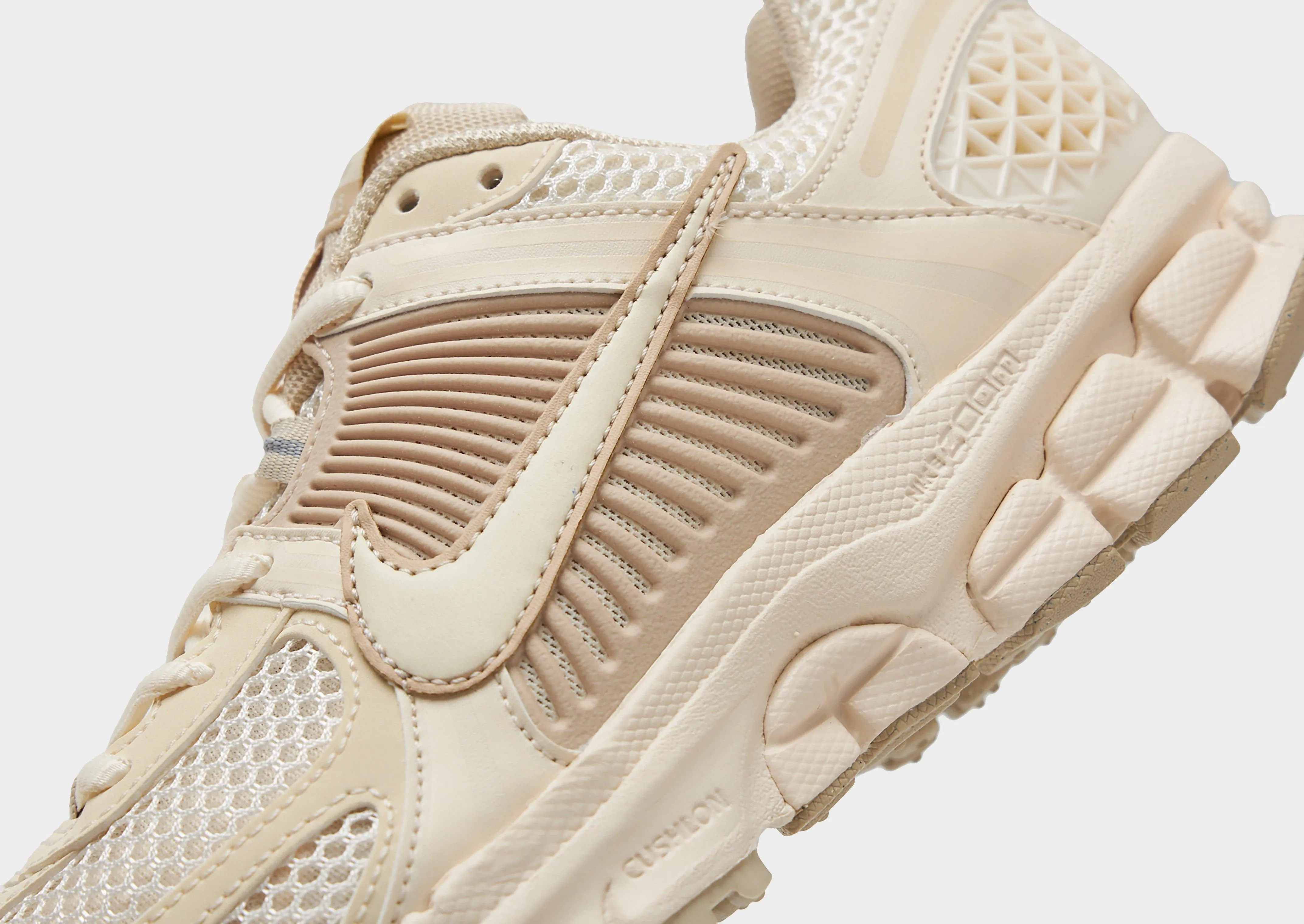 water - proof shoes well - ventilated Zoom Vomero 5 Women's
