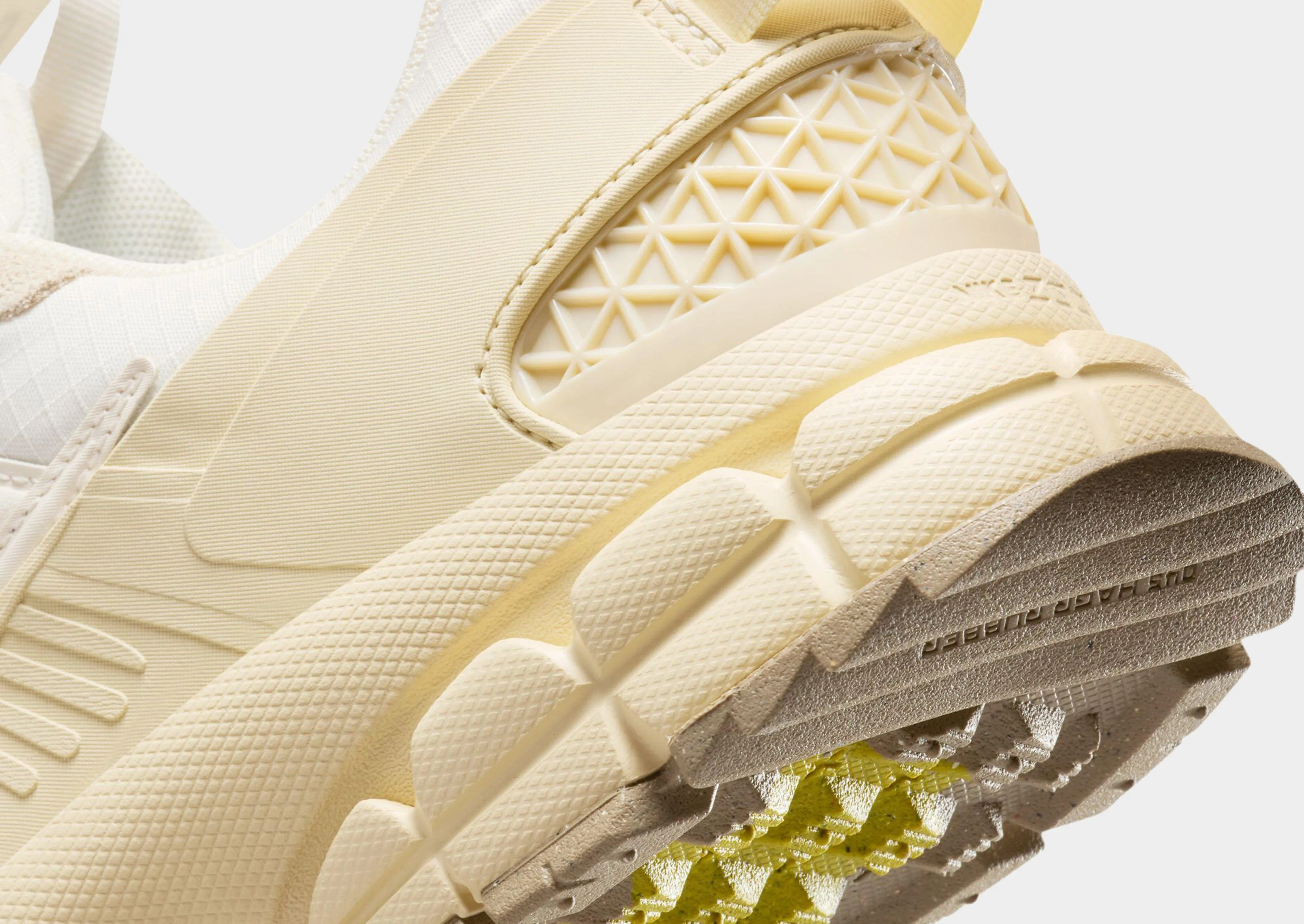 Athletic Zoom Vomero Roam